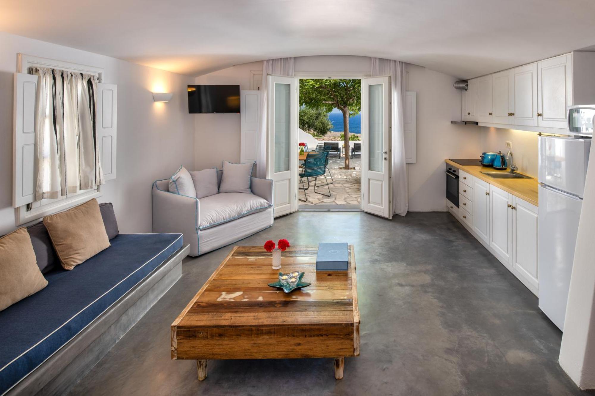 Anema Boutique & Santorini Hotel Vourvoulos
