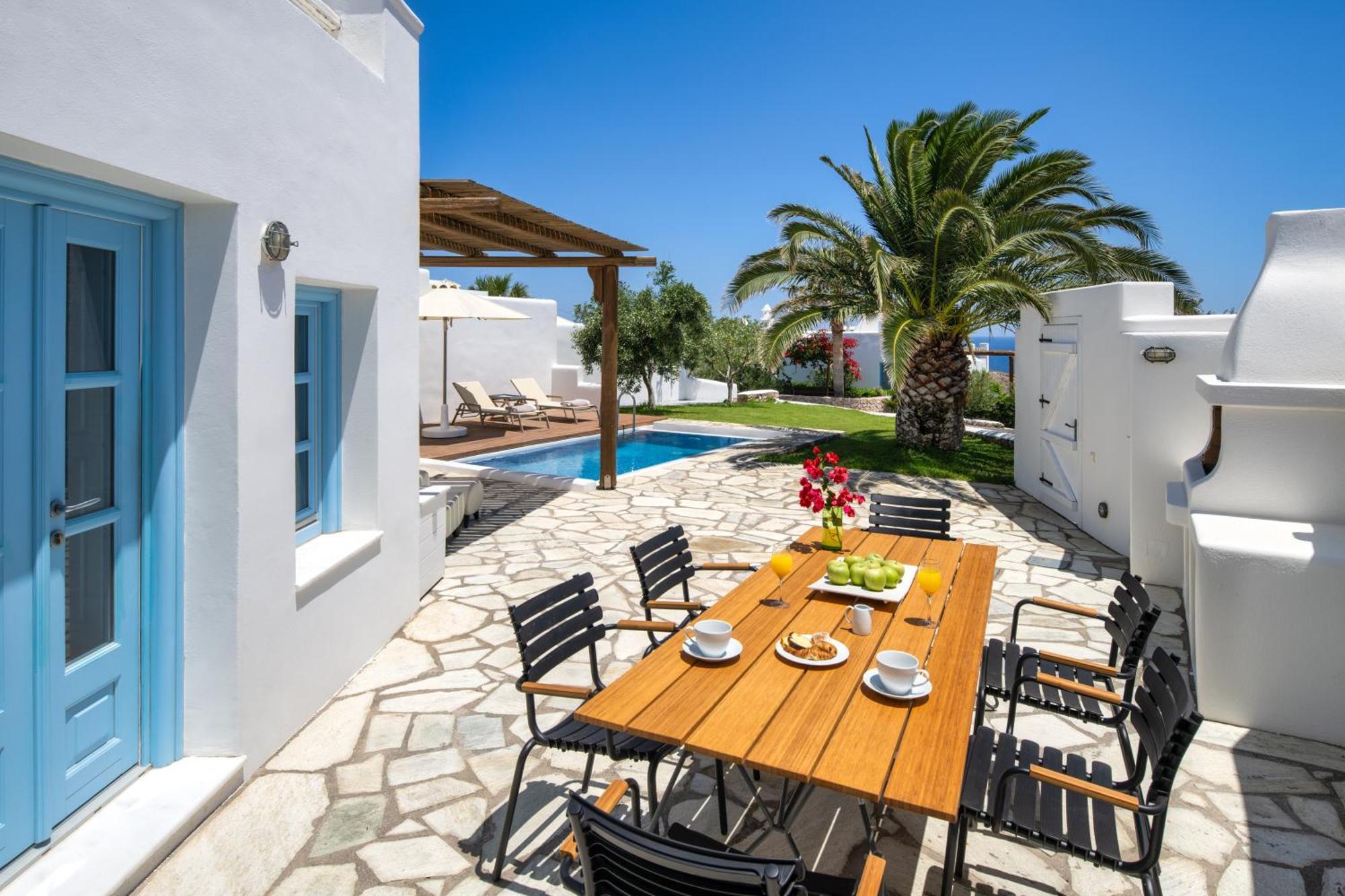 Anema Boutique & Santorini 4*
