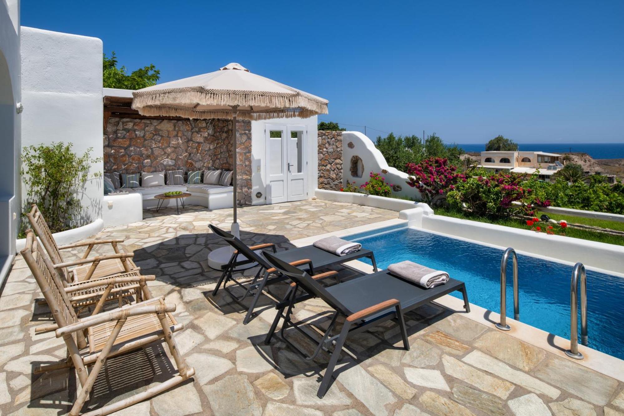 Anema Boutique & Santorini