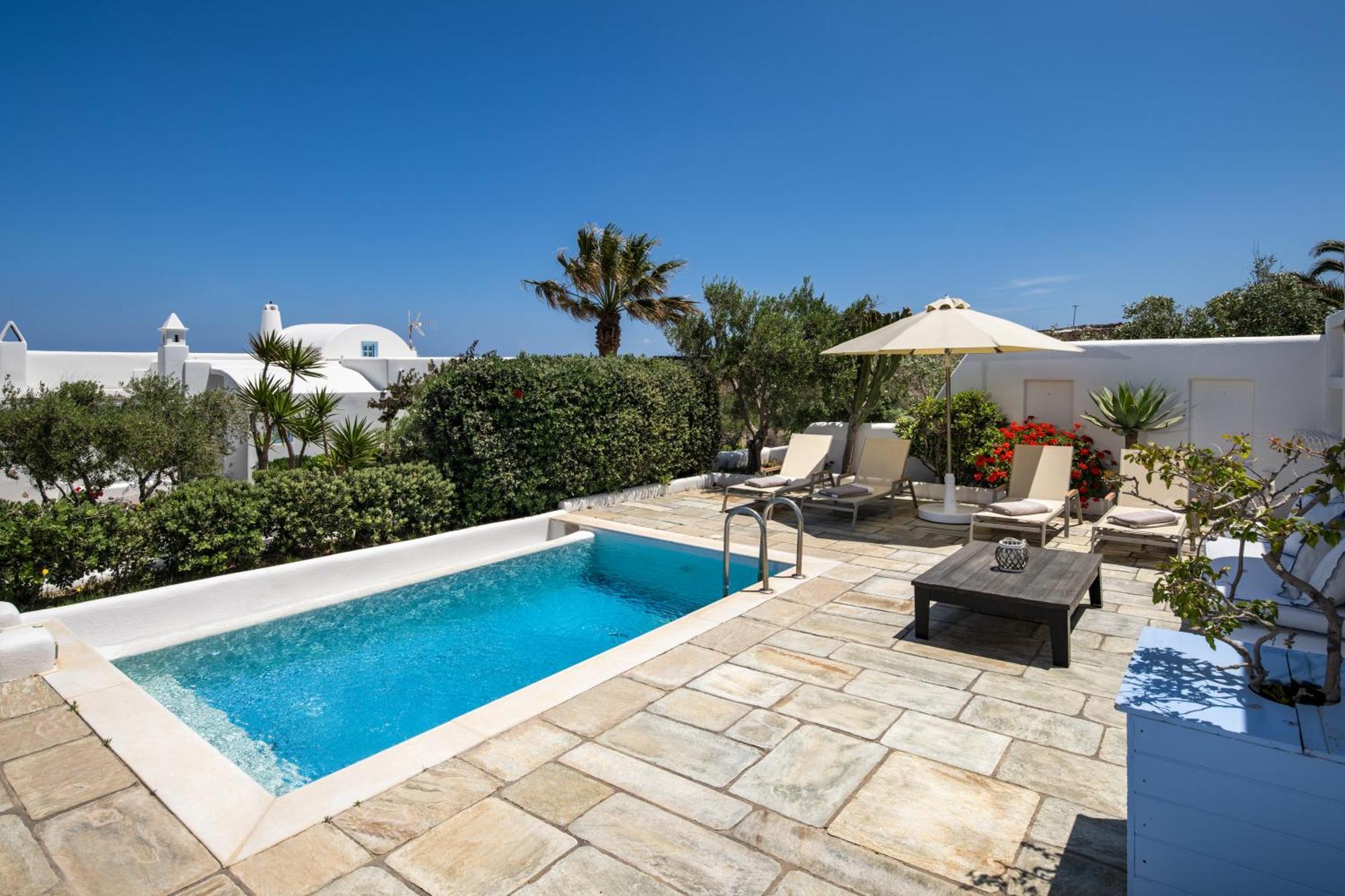 Anema Boutique & Santorini Hotel
