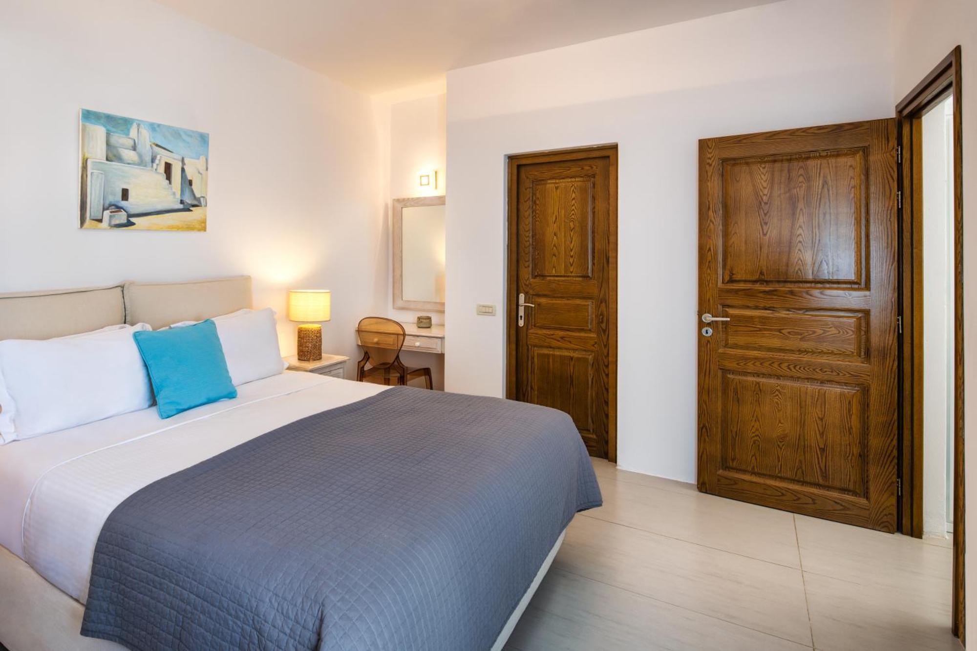Anema Boutique & Santorini Hotel