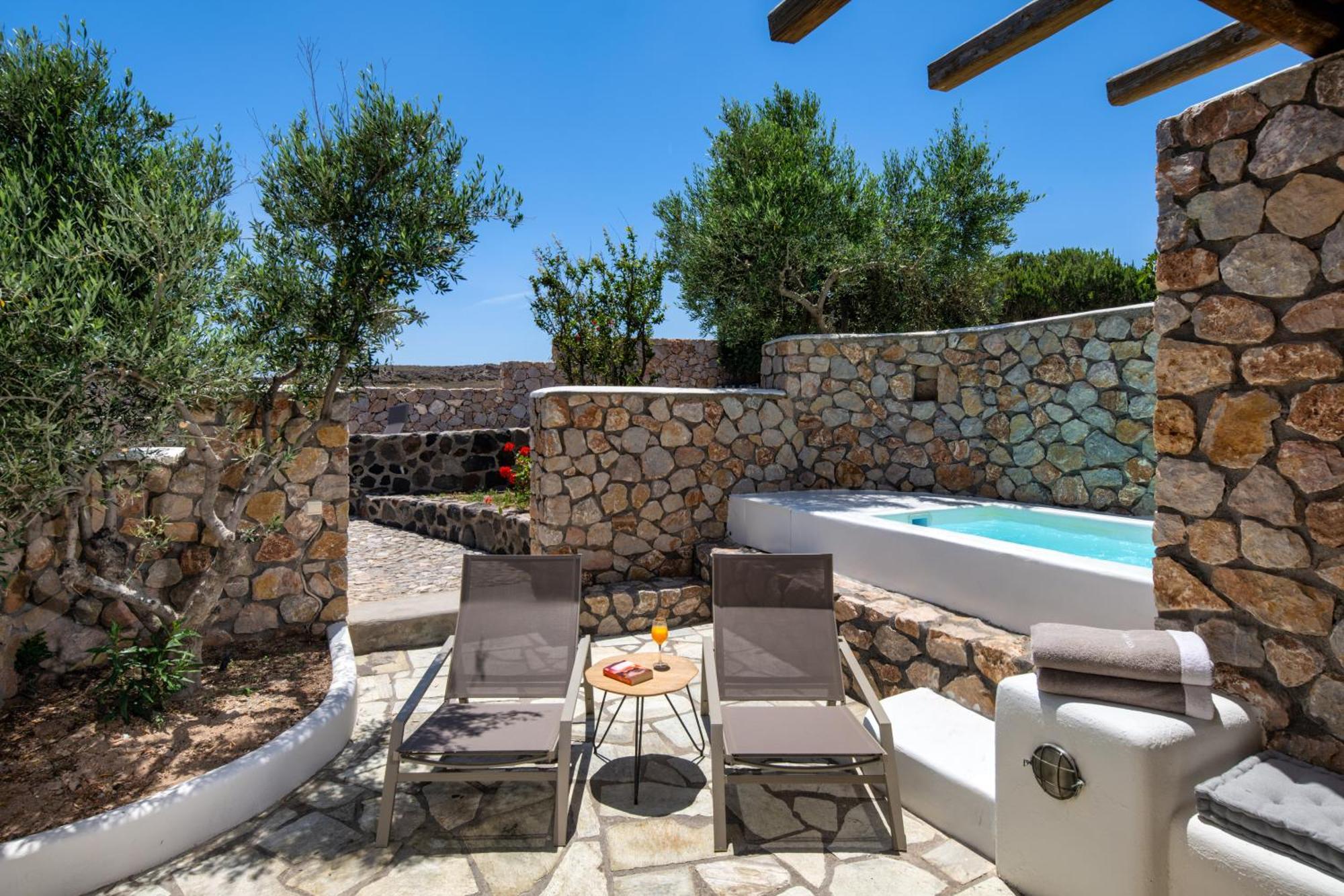 Anema Boutique & Santorini Hotel Vourvoulos