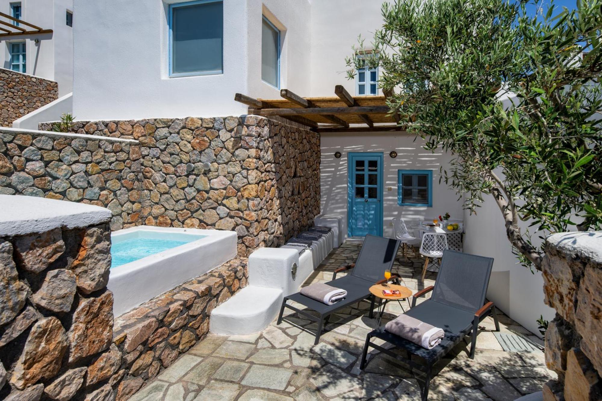 Anema Boutique & Santorini Hotel Vourvoulos