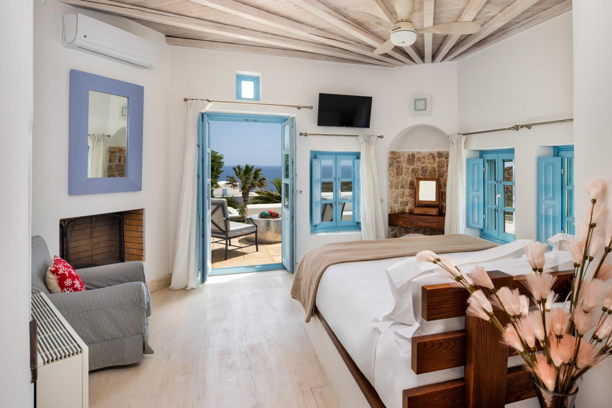 Anema Boutique & Santorini 4* Vourvoúlos