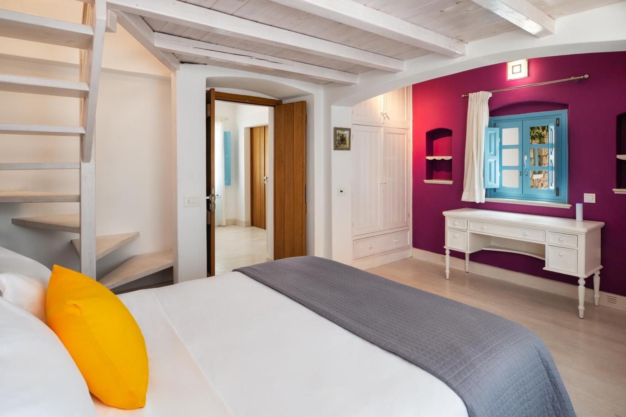 Anema Boutique & Santorini 4* Vourvoulos