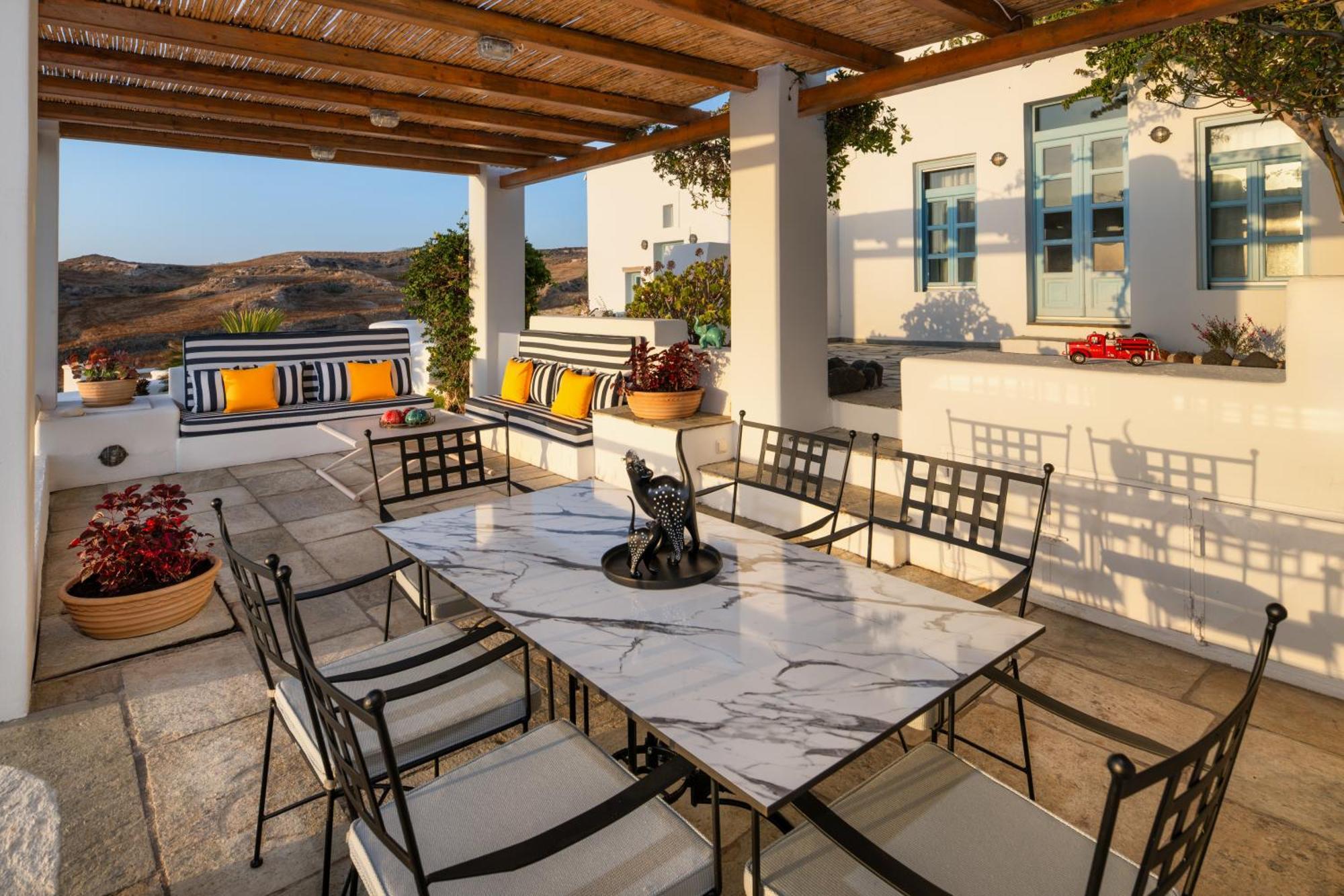 Anema Boutique & Santorini Hotel 4*